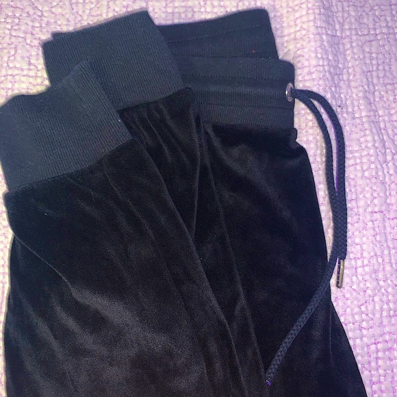 GARAGE Velvet Sweatpants - Picture 2 of 4